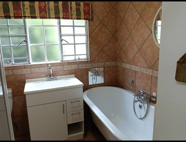 2 BEDROOM CLUSTER FOR SALE IN ALBEMARLE